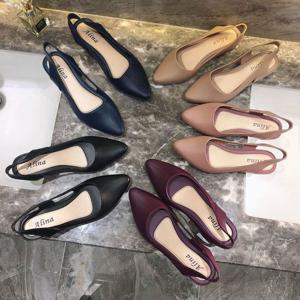 여성 샌들 블로퍼 젤리슈즈 뾰족코 미들굽 데일리슈즈