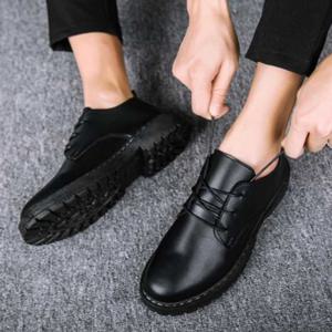 회사 면접 검정 구두 캐주얼화 데이트 패션룩 코디