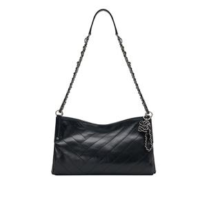 [루이까또즈] 엘퀼팅 호보백 HT1QT17BL