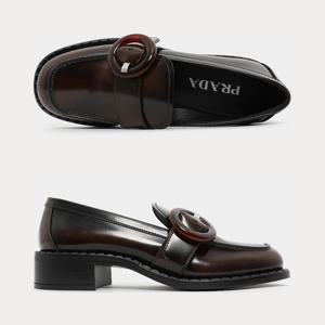 프라다 시에나 브러시드 레더 여성 로퍼 1D979N P39 F0038