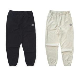 [엄브로] 2025 UQ323CFP93/에센셜 루즈 조거 팬츠/BLK0(블랙),OMG0(오트밀)