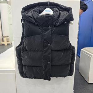 [에꼴리에]에꼴리에 벨벳글로시후드웰론조끼 25D0153_SC