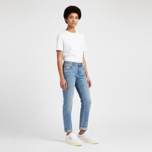 오트리23FW AULW GG04 메달리스트 여성 고트 화이트 스니커즈