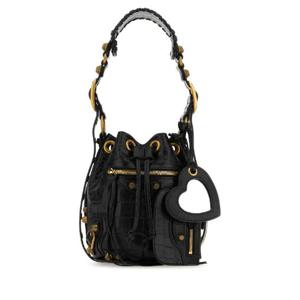 BALENCIAGA 블랙 가죽 르 카골 XS 버킷 백 70243123EBM 1000