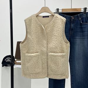 [올리비에스클로젯]베이직 뽀글이 베스트_O2512VT601D