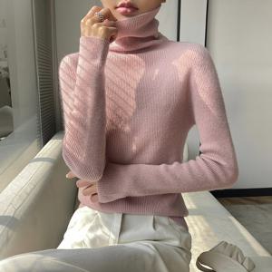 [올리비에스클로젯] 베이직 터틀넥 긴팔 니트_O2411KN615D