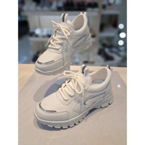 리바디 세이브존08 펄매쉬쿠션스니커즈 2023RD0602H