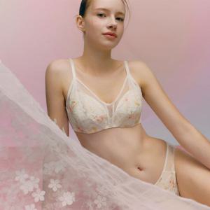 여성 샤인 블로썸 EF컵 브라 VBR0995E_F