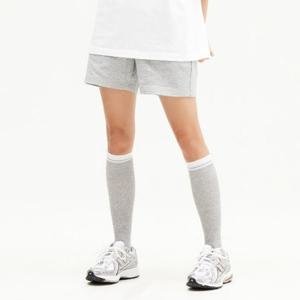 뉴발란스반바지 KQJ NBNVE2W002-AC 여성 에센셜 4부 싱글메쉬 숏팬츠 (STANDARD FIT)