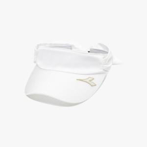 디아도라모자 AQS D4443LVS75OWH 크로스코트 리본 바이저 OFF WHITE
