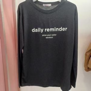 Latium HC06 국내생산 스판 얇고 부드러운 저지원단 라운드 데일리 영문 티셔츠 T2541ts03B