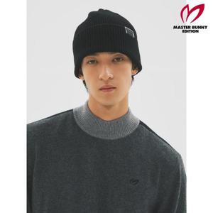 마스터바니  (411D4CP404) 남성 심플 스퀘어 로고 뱃지 비니