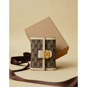 [헤지스][헤리아토] 아이보리 시그니처 패턴 가죽 반지갑 HIWA6E878IV