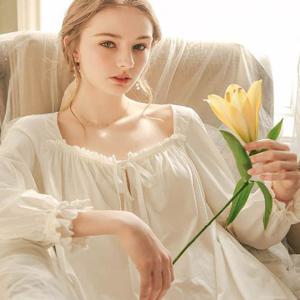 프린센스 파자마 여성스러운 홈웨어 잠옷 밑단 레이스