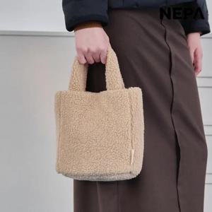 네파 플러피 보아 스몰 토트백 (7LE7523)