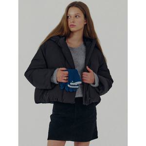 [온앤온]온앤온 미니멀 크롭 후드 구스 다운 점퍼 MP3WMA01