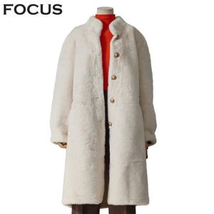 [포커스]보들 페이크밍크 롱코트_FW4J3CT3127