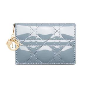디올 LADY DIOR 플랩 카드 지갑 S0011OVRB_M81B