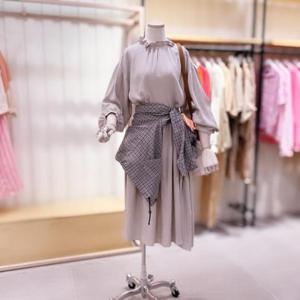 [시에로]SG3OPF357_러플넥 루즈핏 원피스