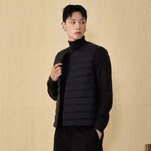 [체이스컬트]남성 라이트 다운 투웨이넥 베스트 EFZK7301C03_YS