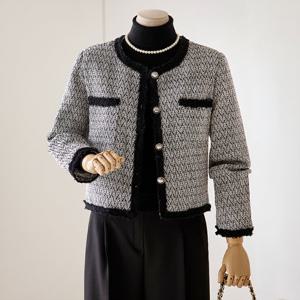 [커스텀에이블] 지그재그 트위드 블랙라인 자켓_T2510JK616C