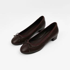 [신난다슈]여성 구두 펌프스 힐 3cm 여자 리본 플랫 발편한 통굽 낮은굽 ST257912 브라운