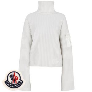 몽클레어 아이보리 포켓 로고패치 울 터틀넥 스웨터 9F00017 M1241 080