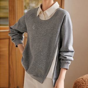 [몽벨리즈]그레이옆트임카라맨투맨 mde2300955