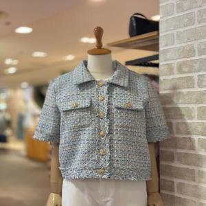 [레코브]  LK61D6JK517X_장식 단추 반팔 트위드 자켓