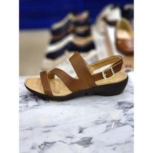 [허시파피]허시파피 세이브존05 여성4Cm굽컴포트샌들 LAQOMFN752