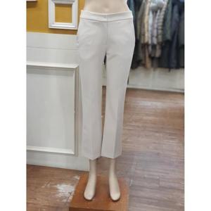 BCBG 세이브존01 베로니카 세미 부츠컷 B5A1P371