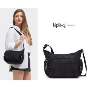 [키플링]키플링 수납력좋은 7리터 크로스백 갭S 시그니처 엠보 KPABS27 SIEB