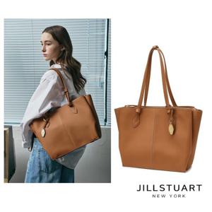 [질스튜어트] [16인치노트북수납] 브라운 키장식 소가죽 숄더백 L  JABA5E810W2