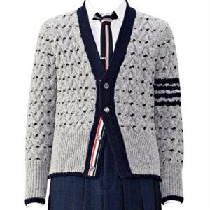 톰브라운 24FW 클래식 4 바 케이블 가디건 MKC542A Y1506 055