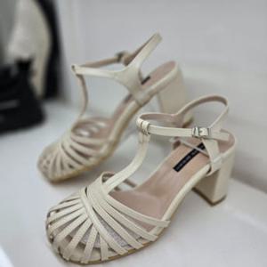 [리바디]드라마 글래디에이터 샌들 7.0cm ARA2025RV3921