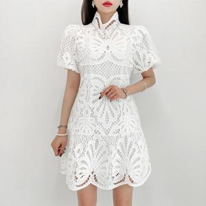 [금찌]금찌 아리아 펀칭 퍼프 원피스 ST7378D