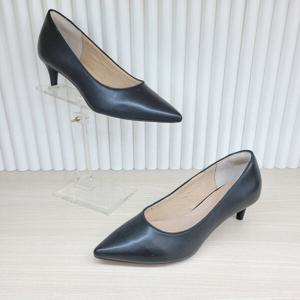 [락포트]토탈모션  노엘 파이핑 락포트 여성용 펌프스 CI6086_CC