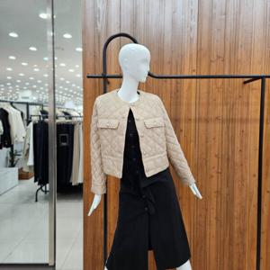 [지컷]지컷 크롭트 버튼업 퀼팅 자켓 7213118102_DJ