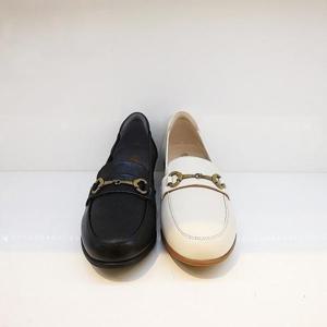 [오브엠]  F23OD270AB_여성 버클장식 컴포트화 2종