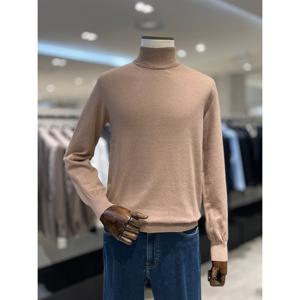 [레노마캐주얼]25년 F/W 부드러운 반폴라 베이지컬러 남성필수 소프트니트 RRCIKT95A EK3653