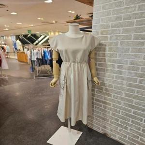 [레코브]  LC61D7OP550X_우븐 배색 캡소매 원피스