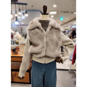 스테파니 세이브존01 니트 배색  퍼 숏 자켓 A25JK5435