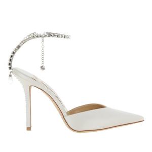 지미추 화이트 라인스톤 체인 가죽 포인티드 토 펌프스 SAEDA10