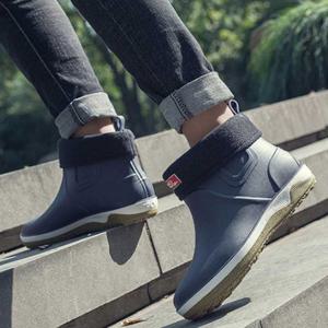 겨울 작업화 레인부츠 남자 털장화 시장 식당 방수