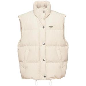 25 FW 프라다 로고 장식 패딩 질레 29X131S23213GP TP432021901