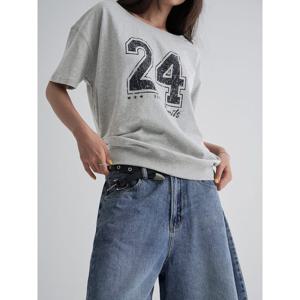 (125742MQ43) [에잇세컨즈] 넘버링 변형 실루엣 티셔츠  그레이