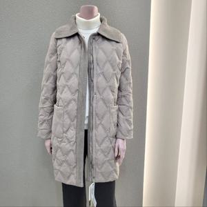 [꼼빠니아]퀼팅 하프기장 니트카라넥 다운패딩 CAEW0-WIH050_IC