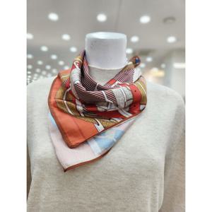 [더아이잗]사각  프린트 스카프 IP9A408111690_DJ