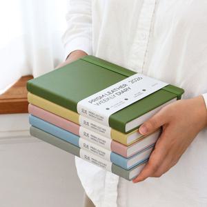 2026 프리즘 레더 A5 위클리 다이어리 날짜형 25절 주간