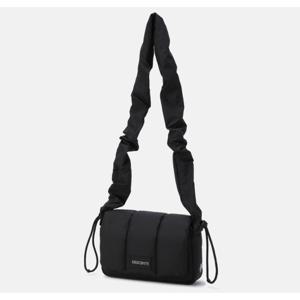 데상트 우먼스 패디드 크로스가방 B1 SQ422UBGO1 BLK0